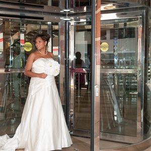 Dazzling Wedding Dress